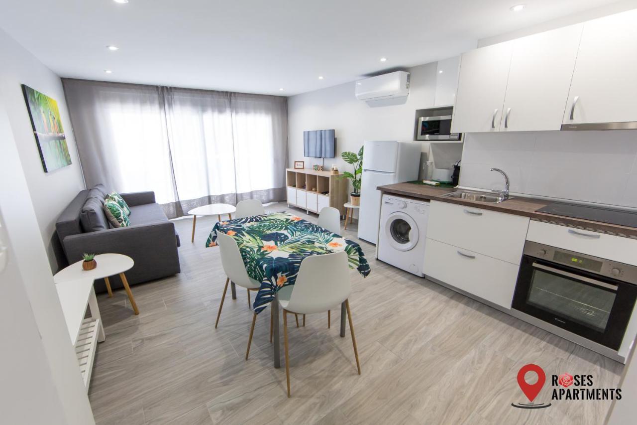 Roses Apartments Tropical Loft Vista Mar Lateral المظهر الخارجي الصورة