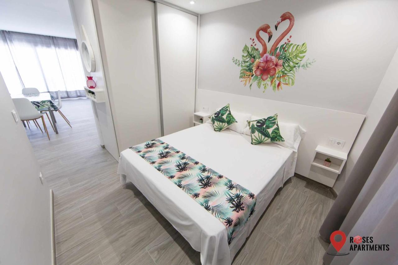 Roses Apartments Tropical Loft Vista Mar Lateral المظهر الخارجي الصورة